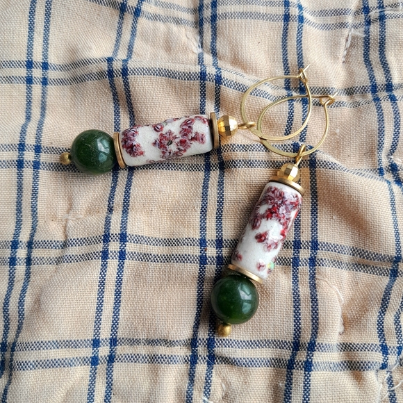 SOLD Nephrite and Vintage Bead Dangle Hoops - Handmade - Picture 2 of 3